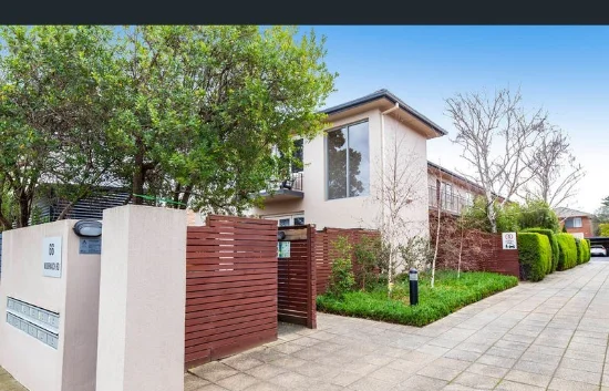 2/66 Woornack Road, Carnegie, Vic 3163