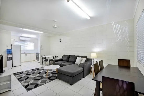2/7 Duell Road, Cannonvale, Qld 4802