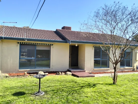 2/7 Prince St, Ferntree Gully, Vic 3156