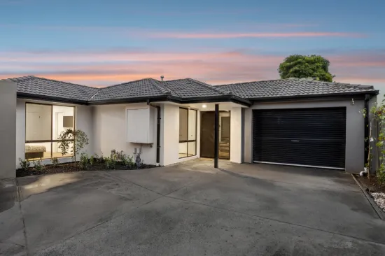 2/71 Lahona Avenue, Bentleigh East, Vic 3165