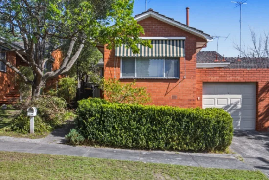 2/75 Warrigal Rd, Surrey Hills, Vic 3127