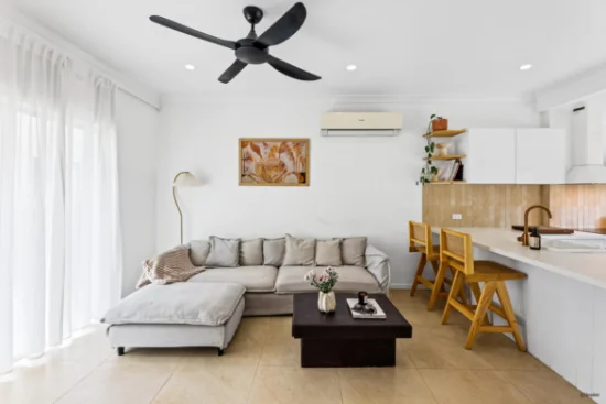 2/76 Dutton Street, Coolangatta, Qld 4225