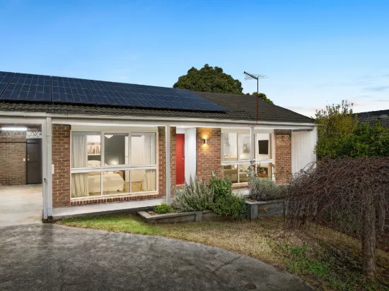 2/8 Hastings Avenue, Boronia, Vic 3155