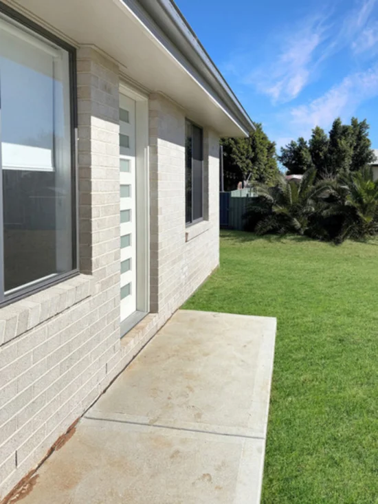 2/8 Miller Close, Narrabri, NSW 2390