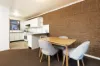 2/8 Page Court, Wodonga, Vic 3690-Image