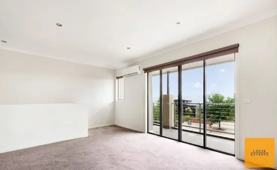 2/8 The Crossing, Caroline Springs, Vic 3023-Image