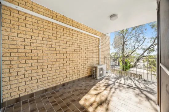 2/8 Yarroon Street, Gladstone Central, Qld 4680-Image