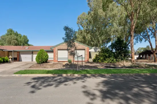 2/8 Young Boulevard, Paralowie, SA 5108