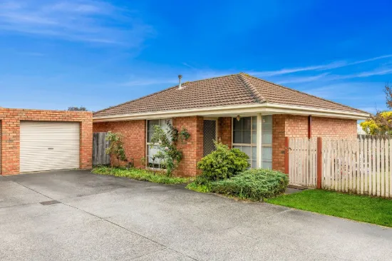2/82 Church Street, Grovedale, Vic 3216