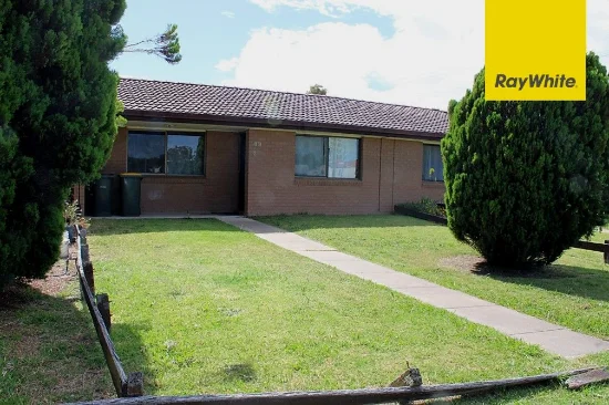 2/83 Old Bundarra Road, Inverell NSW 2360 - For Rent