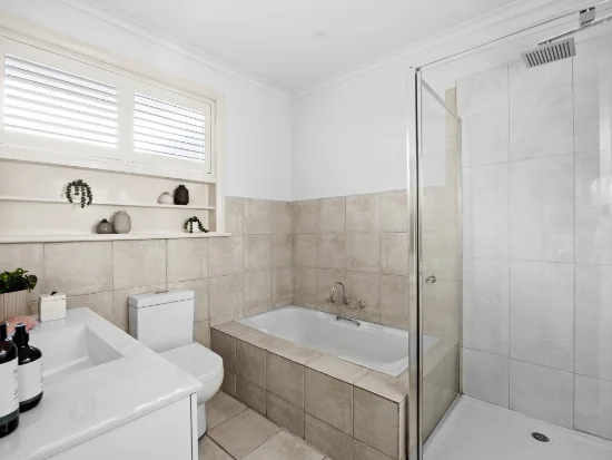 2/879 Riversdale Road, Camberwell, Vic 3124-Image