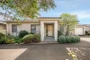 2/9 Barkly Street, Mornington, Vic 3931