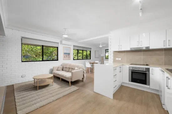 2/9 Boorook Street, Buddina, Qld 4575