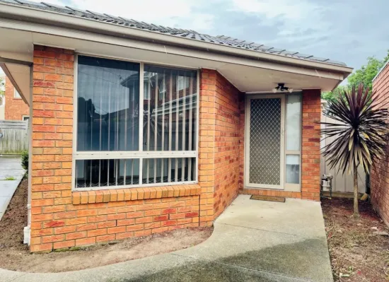2/9 Elaine Close, Epping VIC 3076-Image