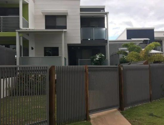2/9 Fisher Street, West Gladstone, Qld 4680