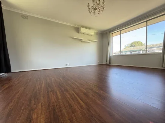 2/9 Lake Avenue, Mitcham, Vic 3132