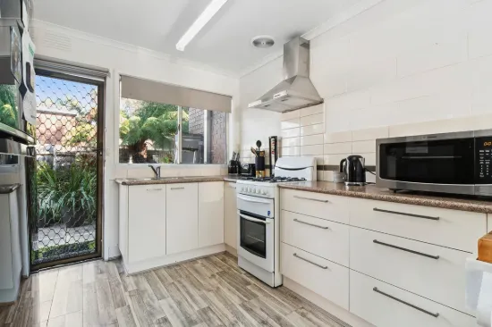 2/9 Phillip Street, Frankston, Vic 3199