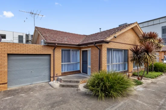 2/9 Sturrock Street, Brunswick, Vic 3056