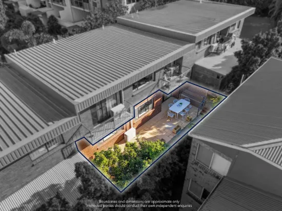 2/90 Pembroke Road, Coorparoo, Qld 4151