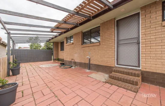 2/944 Ruthven Street, Kearneys Spring, Qld 4350