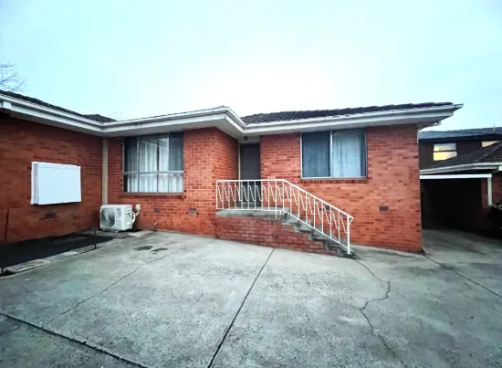 2/99 Nelson Road, Box Hill North, Vic 3129