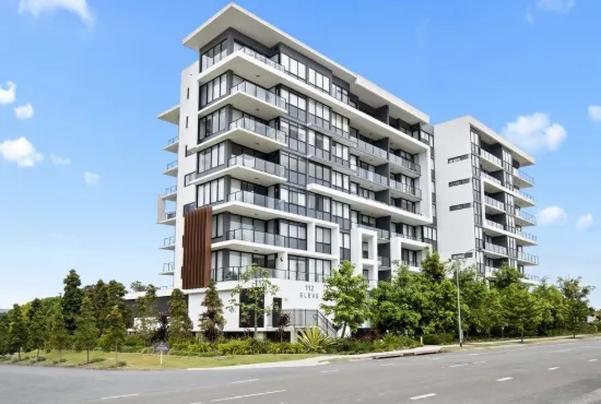 201/112 Palm Meadows Drive, Carrara, Qld 4211