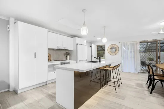 201/24 Lake Weyba Drive, Noosaville, Qld 4566-Image