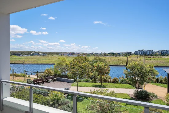 202/1 Waterside Retreat, Birtinya QLD 4575-Image