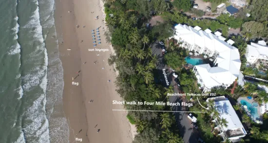 202/17 Esplanade (Beachfront Terraces), Port Douglas, Qld 4877