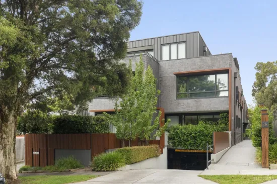 202/1A Middlesex Road, Surrey Hills, Vic 3127