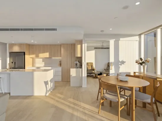 202/321 Golden Four Drive, Tugun, Qld 4224-Image