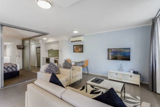 202/35 Peel Street, South Brisbane QLD 4101 - For Rent