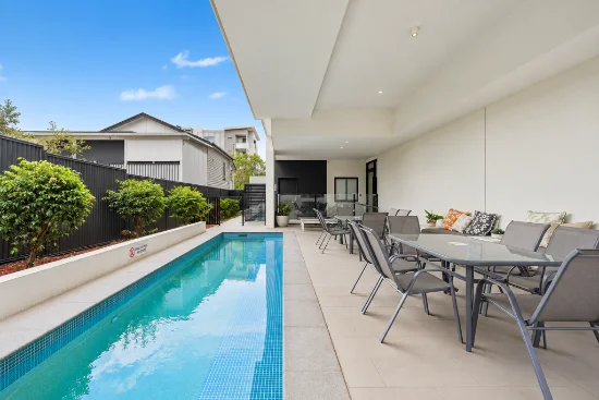202/6 Quarry Road, Sherwood, Qld 4075