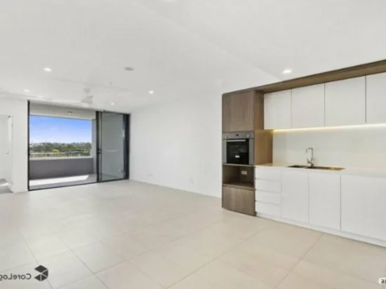 2033/123 Cavendish Road, Coorparoo, Qld 4151