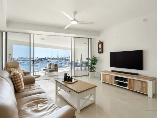 205/11 Nicklin Way, Minyama, Qld 4575-Image