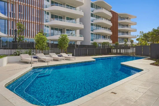 205/8 South Drive, Biggera Waters, Qld 4216 - For Rent