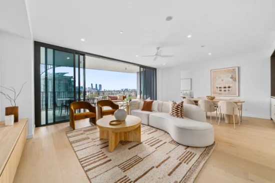 20806/600  Coronation Drive, Toowong, Qld 4066