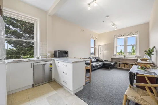 20A/300 Gillies Street North, Wendouree, Vic 3355