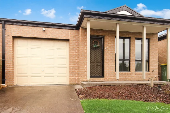 21/103 Army Road, Pakenham, Vic 3810 - For Rent