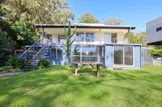 21 Hawthornden Drive, Russell Island, Qld 4184