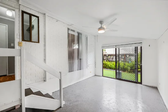 211/325 Reedy Creek Road, Burleigh Waters, Qld 4220-Image