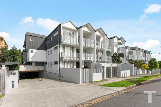 211/45 Shakespeare Street, Coorparoo, Qld 4151