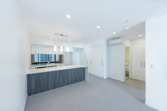 21111/300 OLD CLEVELAND ROAD, Coorparoo, Qld 4151
