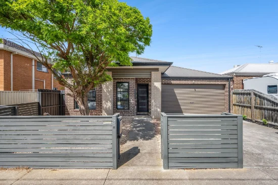 21b Deakin Street, Bell Park, Vic 3215 - For Sale