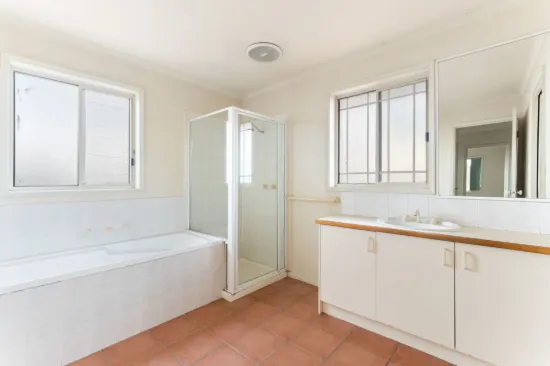 22/8 Monteith Crescent, Endeavour Hills, Vic 3802-Image