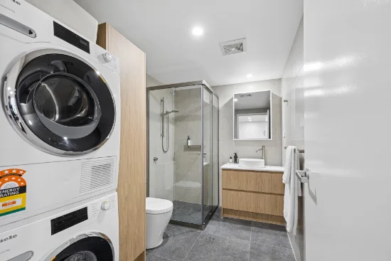 2211/42 Laver Drive, Robina, Qld 4226-Image