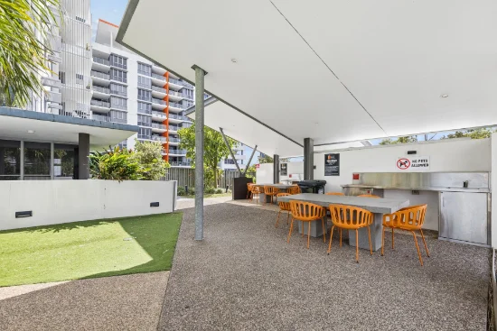 2211/42 Laver Drive, Robina, Qld 4226-Image