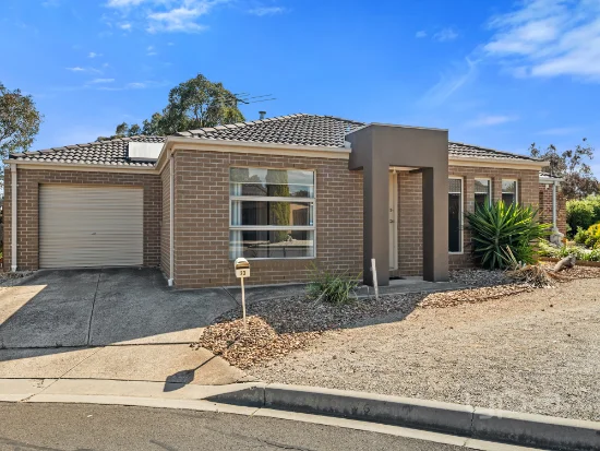 23/20-22 Roslyn Park Drive, Harkness, Vic 3337 - Sold