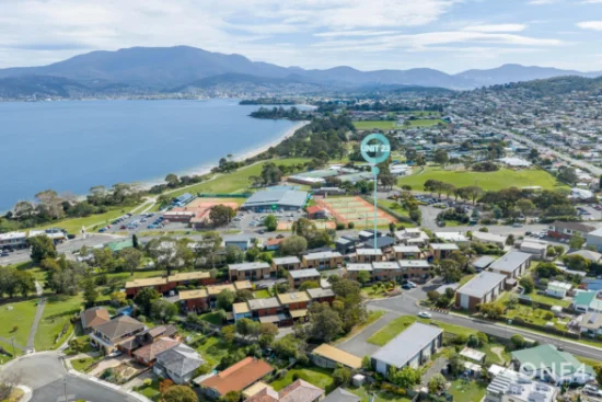 23/4 Clifford Court, Howrah, Tas 7018