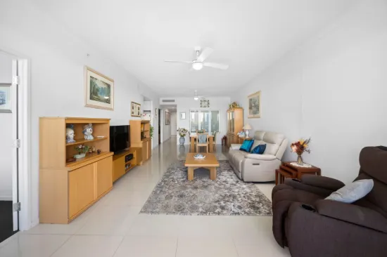 2303/5 Harbour Side Court, Biggera Waters QLD 4216-Image